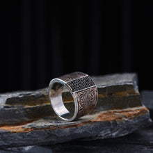 Görseli Galeri görüntüleyiciye yükleyin, Unique Design Silver Ring
