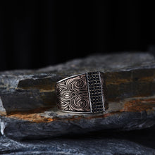 Görseli Galeri görüntüleyiciye yükleyin, Unique Design Silver Ring
