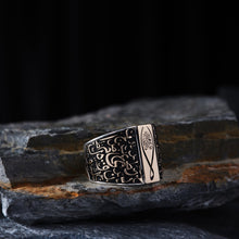 Görseli Galeri görüntüleyiciye yükleyin, Authentic Arabic Letter Design Mens Ring
