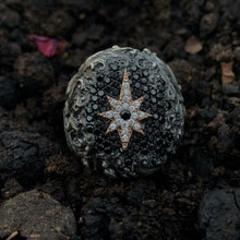 Görseli Galeri görüntüleyiciye yükleyin, Baroque Style Pole Star Silver Ring
